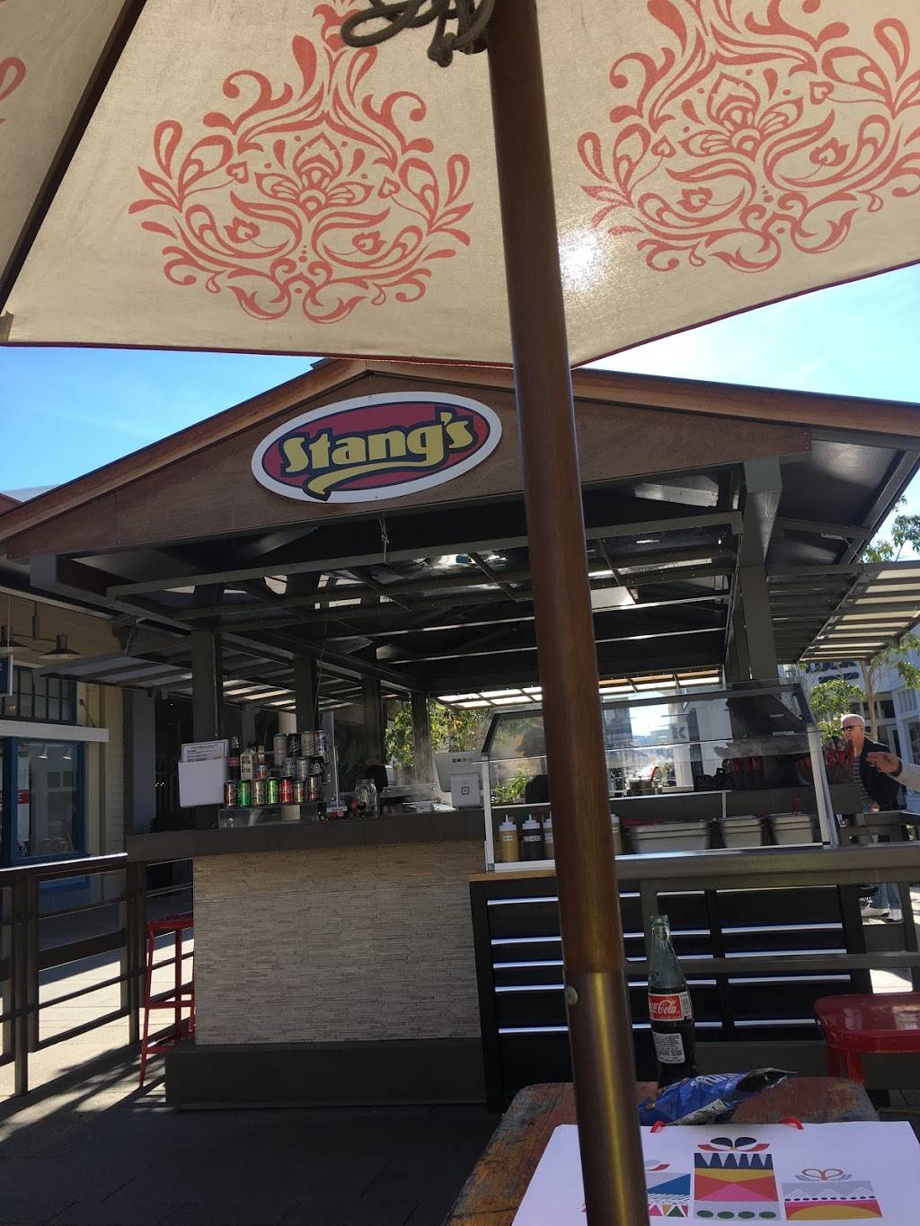 Stangs Hot Dogs & Sausages | restaurant | 1618 Redwood Hwy, Corte Madera, CA 94925, USA | 4152505613 OR +1 415-250-5613