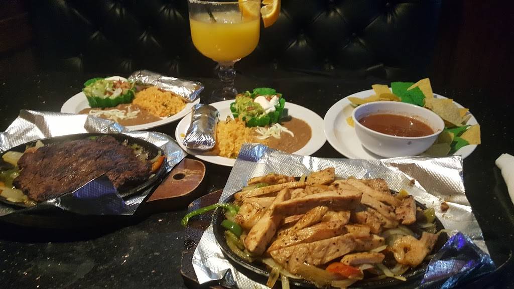 Las Costas Nayaritas | restaurant | 1555 Pleasant Hill Rd, Duluth, GA 30096, USA | 6787888888 OR +1 678-788-8888