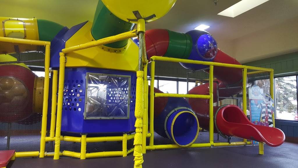 McDonalds | cafe | 3828 Dimond Blvd, Anchorage, AK 99502, USA | 9072480597 OR +1 907-248-0597