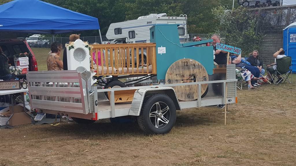 Val-Du-Lakes Bar & Grill | restaurant | 1511 N Wilson Rd, Mears, MI 49436, USA | 2318734901 OR +1 231-873-4901