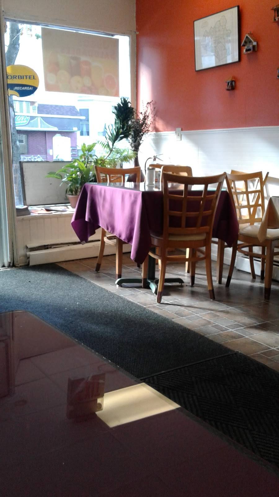 La Carbonera | restaurant | 887 Main St, Paterson, NJ 07503, USA | 9735230023 OR +1 973-523-0023