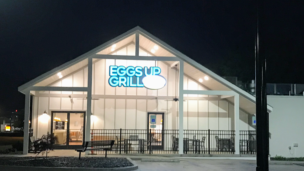 Eggs Up Grill | restaurant | 301 N Main St, Simpsonville, SC 29681, USA | 8643996936 OR +1 864-399-6936