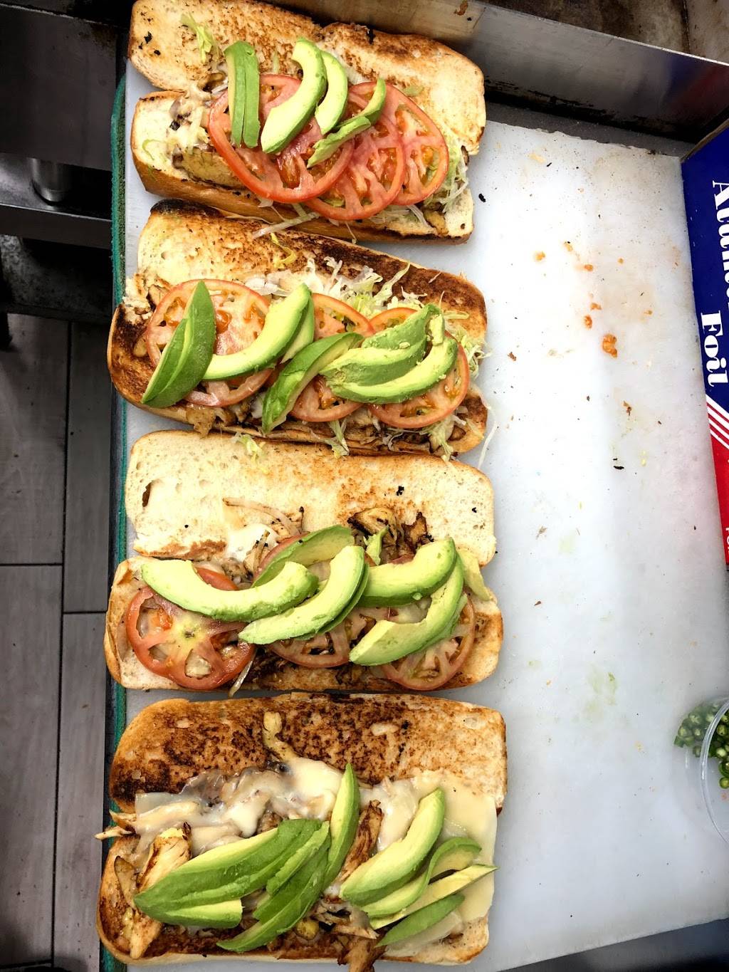 MOE Gourmet DELI | restaurant | 1452 Westchester Ave, Bronx, NY 10472, USA | 3475771285 OR +1 347-577-1285