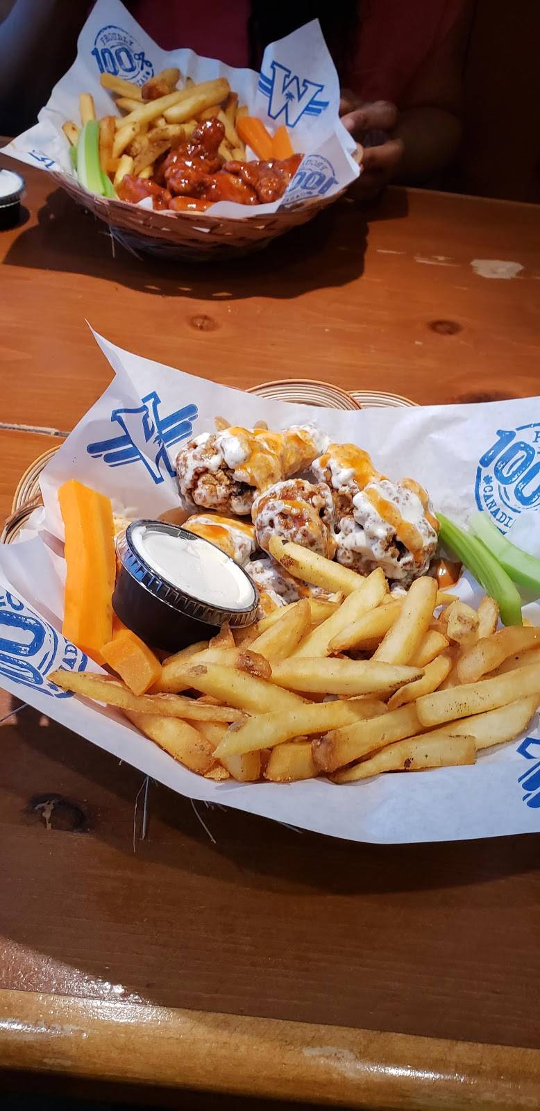 Wild Wing | restaurant | 501 Towerhill Rd, Peterborough, ON K9H 7S3, Canada | 7057459464 OR +1 705-745-9464