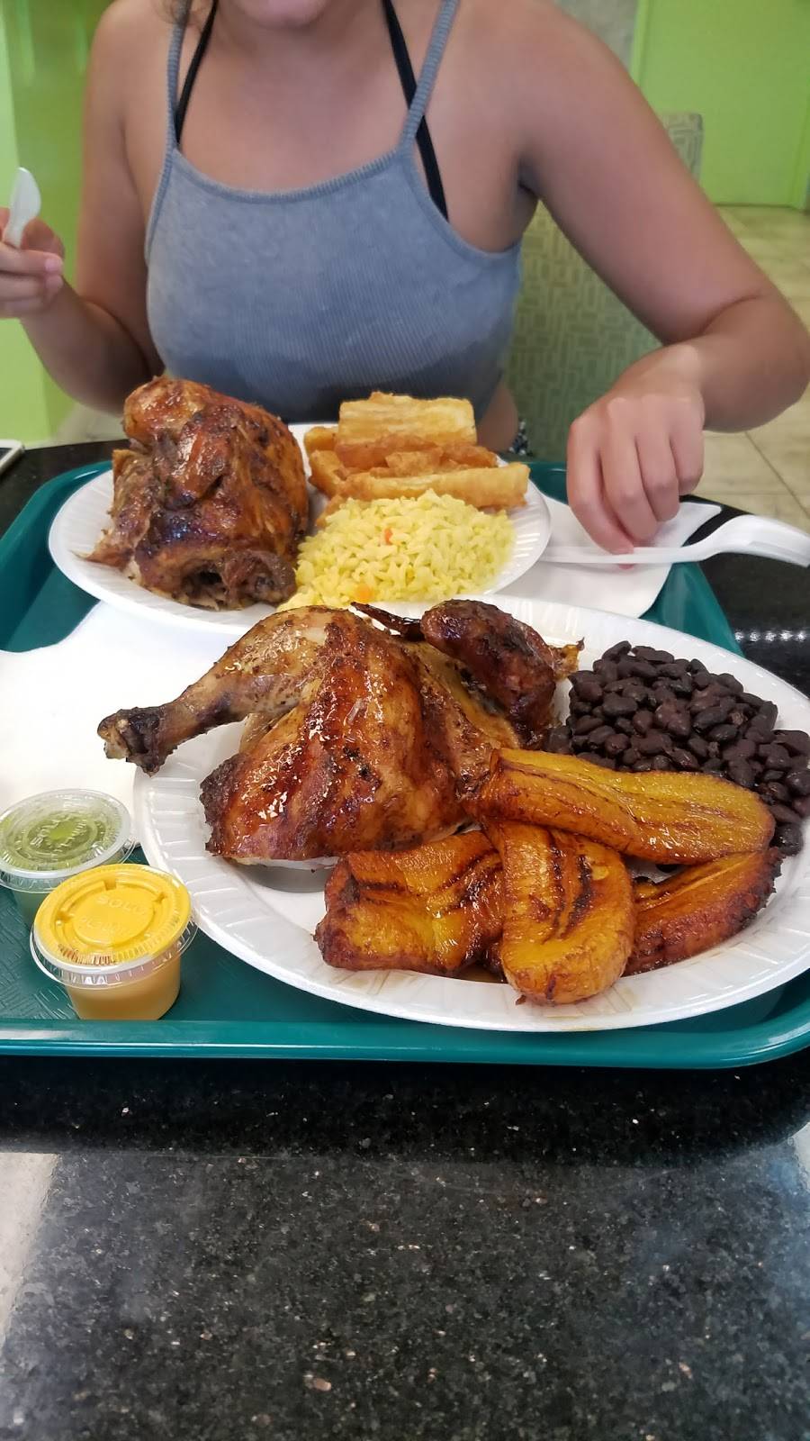 Chirilagua Pollo & Steak | restaurant | 4112 Mt Vernon Ave, Alexandria, VA 22305, USA | 7038379100 OR +1 703-837-9100