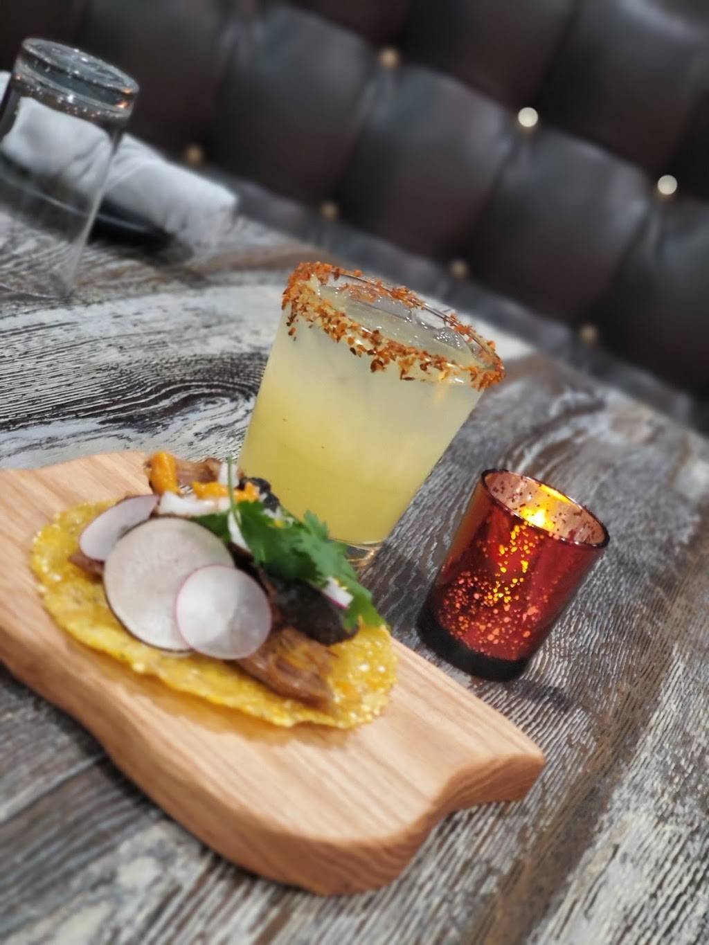 Toro Loco Mezcaloteca | restaurant | 1274 Farmington Ave, Farmington, CT 06032, USA | 8604705944 OR +1 860-470-5944