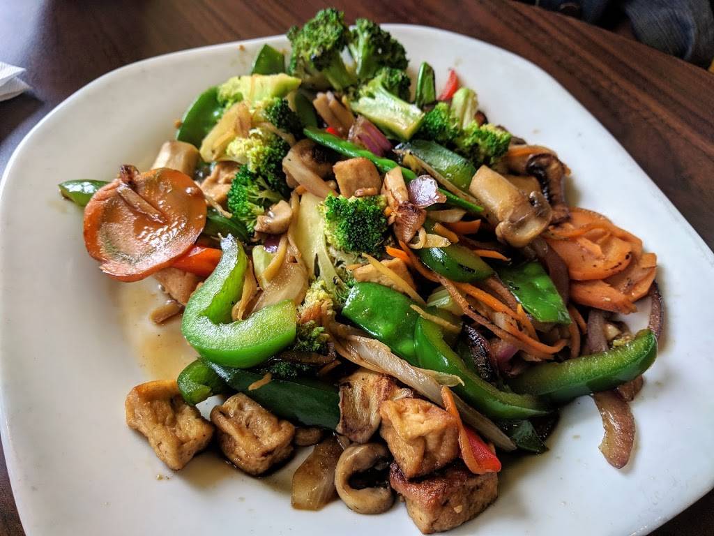 Crazy Noodles | restaurant | 36 Main St, Amherst, MA 01002, USA | 4132533287 OR +1 413-253-3287