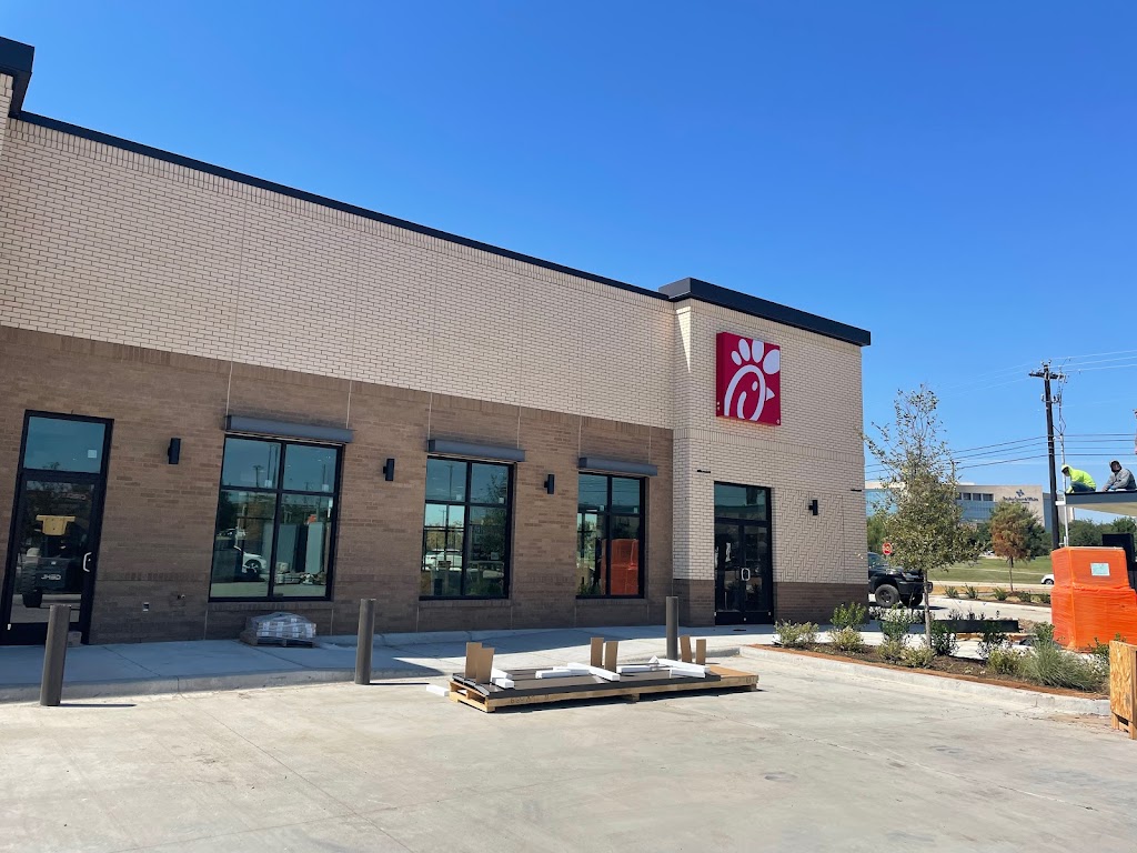 Chick-fil-A | restaurant | 5001 W University Dr, McKinney, TX 75071, USA | 4693842440 OR +1 469-384-2440