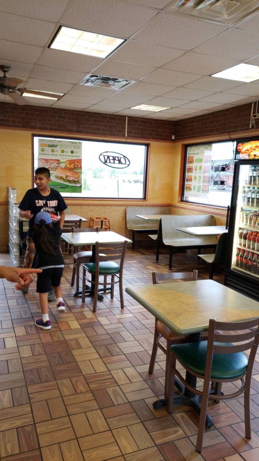 Subway | restaurant | 1518 N 6th St, Monticello, IN 47960, USA | 5745838782 OR +1 574-583-8782