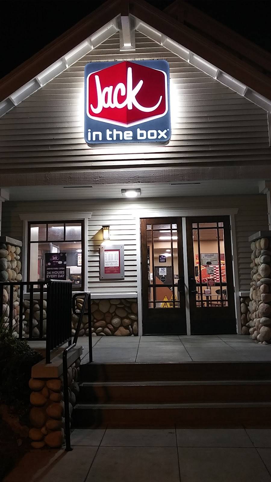 Jack in the Box | restaurant | 2404 Market St, San Diego, CA 92102, USA | 6192311868 OR +1 619-231-1868