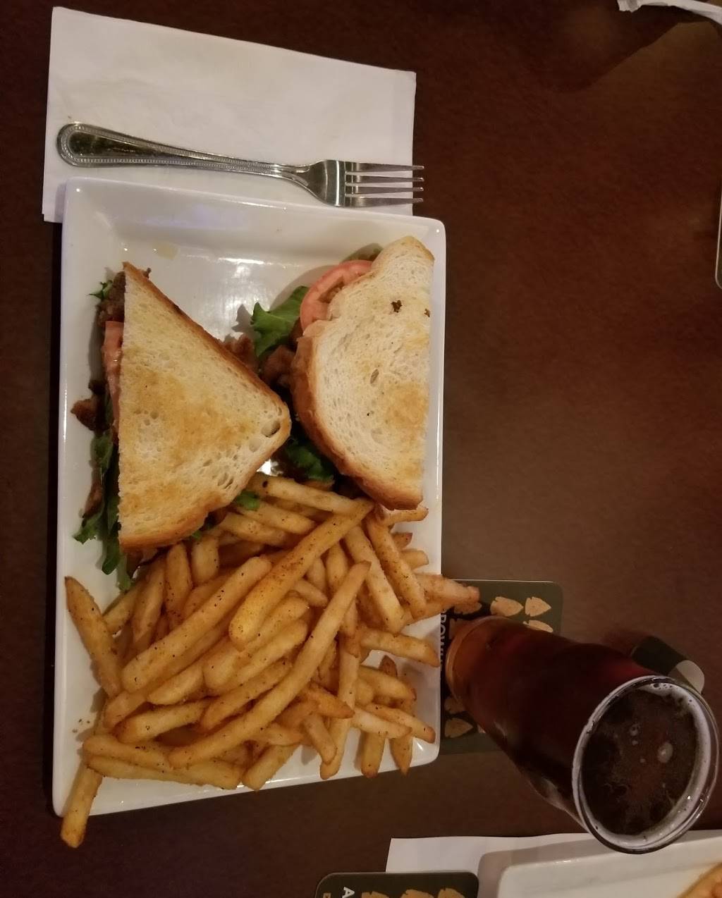 Arrowhead Ales Brewing Company | restaurant | 2101 Calistoga Dr, New Lenox, IL 60451, USA | 8157176068 OR +1 815-717-6068