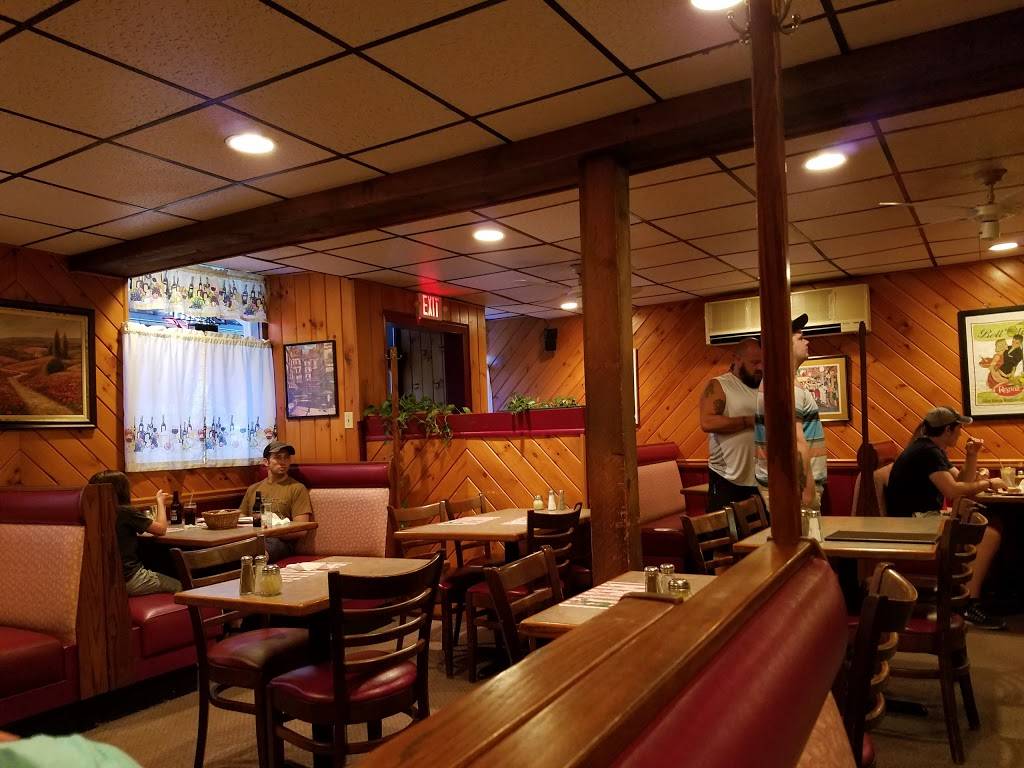 Anthonys Restaurant | restaurant | 256 Main St, Torrington, CT 06790, USA | 8604896656 OR +1 860-489-6656