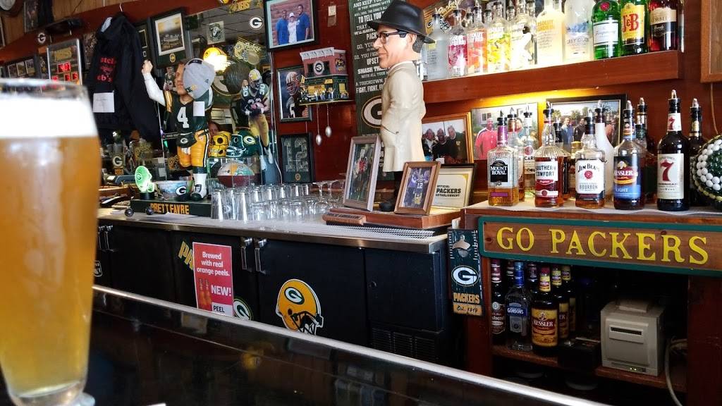 Ratch & Debs Pizza | restaurant | 720 Merritt Ave # A, Oshkosh, WI 54901, USA | 9202352273 OR +1 920-235-2273