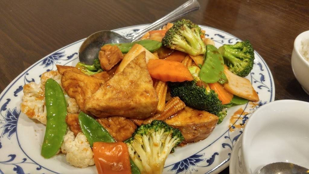 Formosa Chinese Restaurant | restaurant | 62 Main St, Amherst, MA 01002, USA | 4132537835 OR +1 413-253-7835
