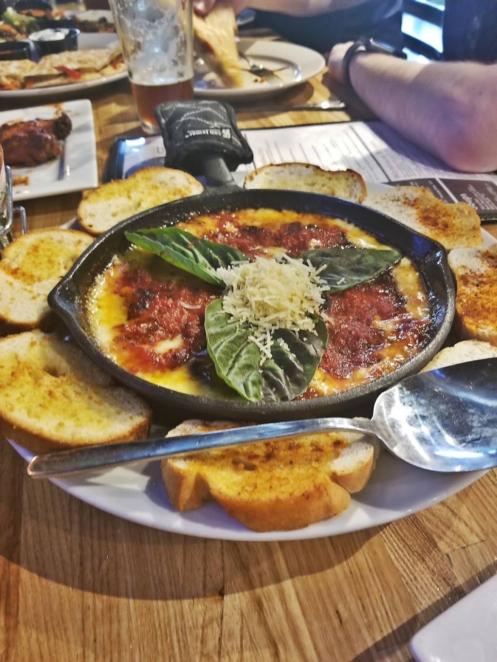 Warehouse Eatery | night club | 833 Deerfield Rd, Deerfield, IL 60015, USA | 8473170180 OR +1 847-317-0180