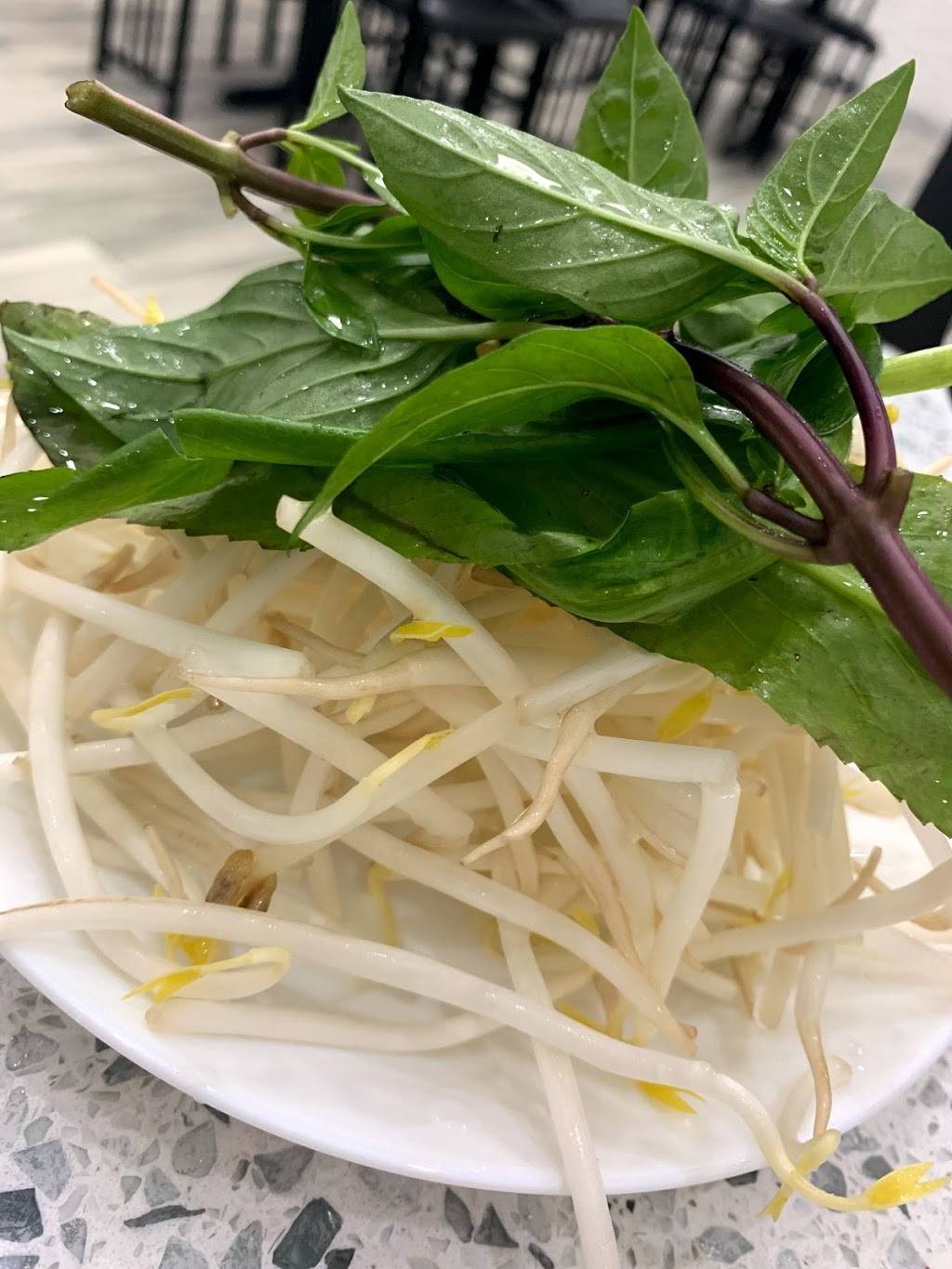 DelightPho | restaurant | 45 Dusk Dr unit 6, Brampton, ON L6Y 5Z6, Canada | 9054566651 OR +1 905-456-6651