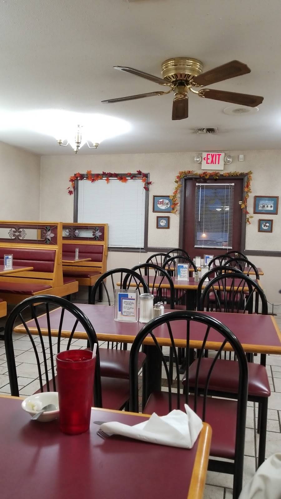 Kozy Kitchen Family Restaurant Llc | restaurant | 2601, 2723 Elm Rd NE, Warren, OH 44483, USA | 3303721252 OR +1 330-372-1252