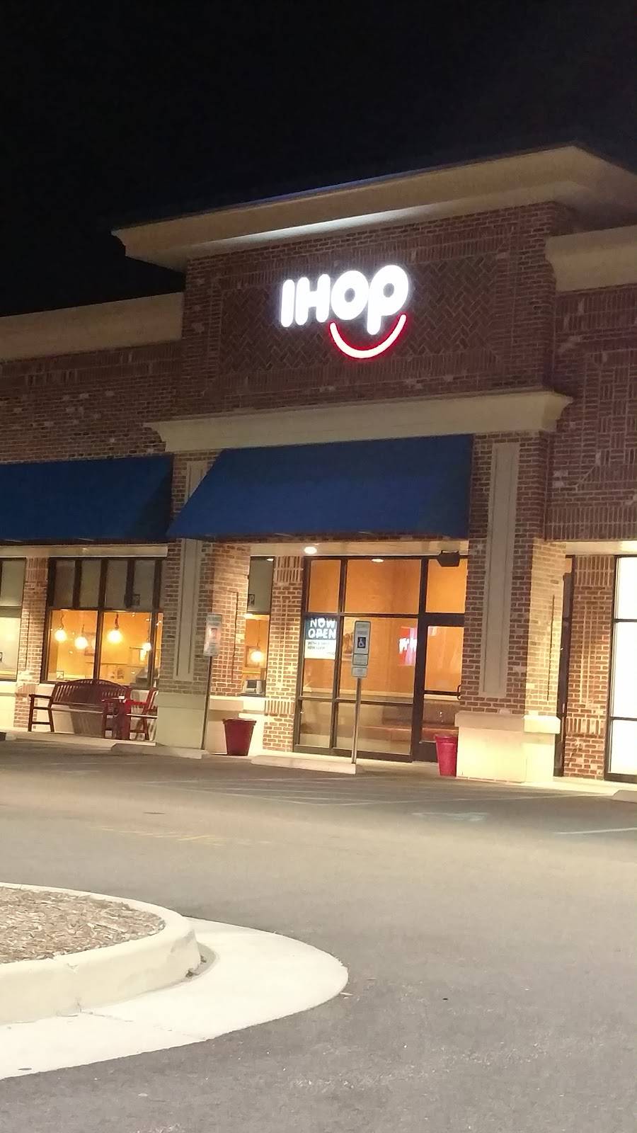 IHOP | restaurant | 6200 College Dr, Suffolk, VA 23435, USA | 7576864810 OR +1 757-686-4810