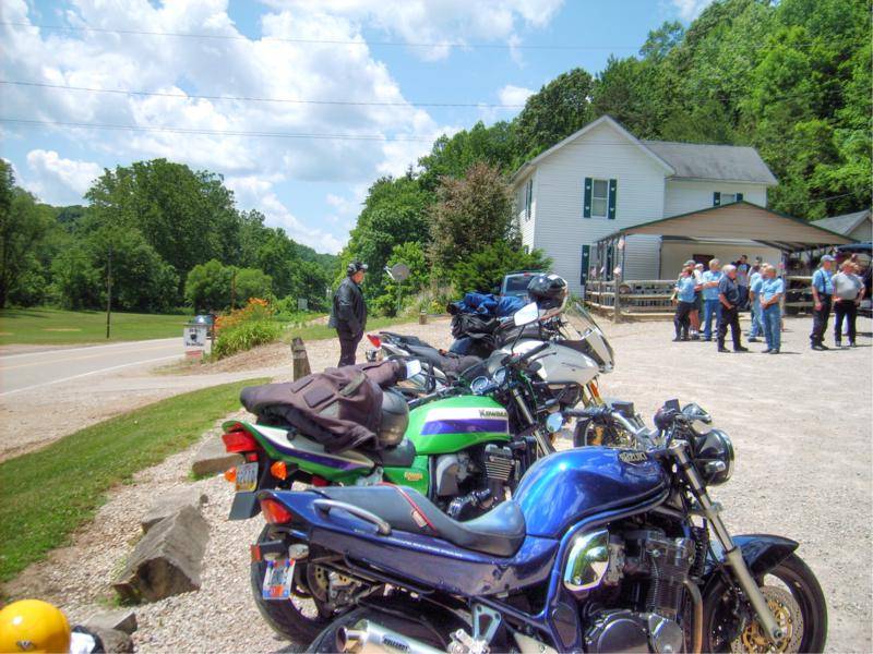 JimBos Burgers and Beer | restaurant | 23356 OH-56, South Bloomingville, OH 43152, USA | 7403322337 OR +1 740-332-2337