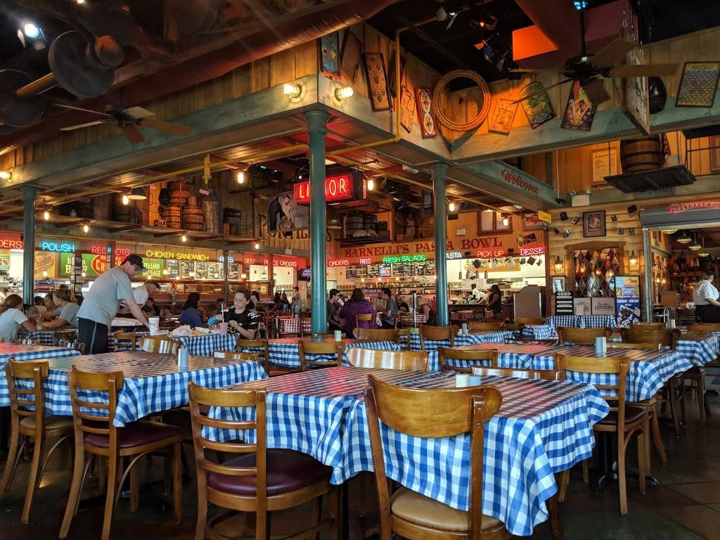 Portillos Hot Dogs | meal takeaway | 855 Cog Cir, Crystal Lake, IL 60014, USA | 8157880900 OR +1 815-788-0900