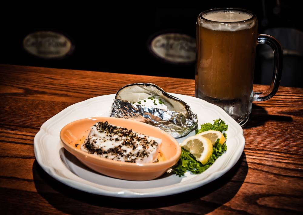 Cafe Rose | restaurant | 119 N Washington St, Edgewood, IA 52042, USA | 5639286908 OR +1 563-928-6908