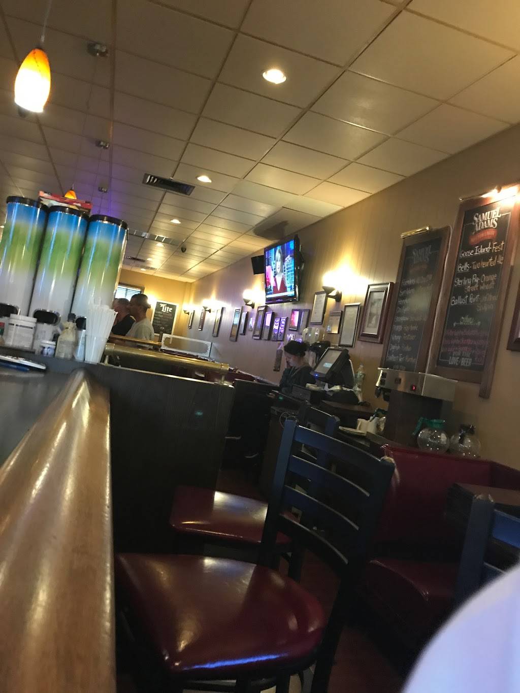 Ale House | restaurant | 3546 West Chester Pike, Newtown Square, PA 19073, USA | 6103531618 OR +1 610-353-1618