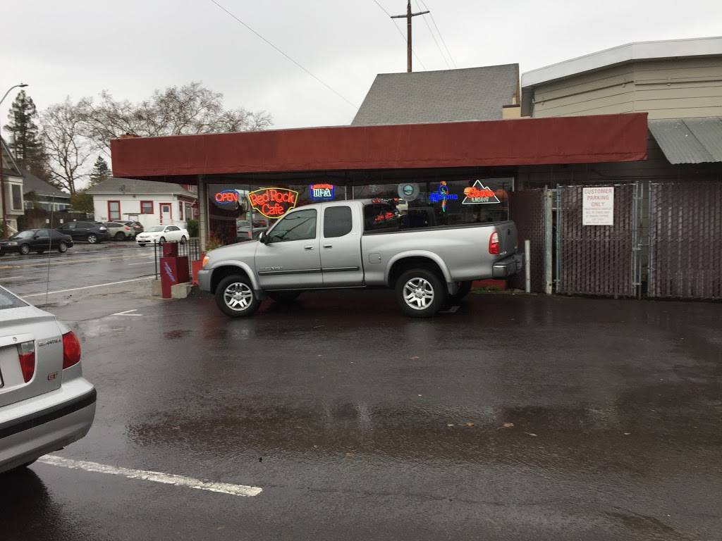 Red Rock Café | restaurant | 1010 Lincoln Ave, Napa, CA 94558, USA | 7072262633 OR +1 707-226-2633