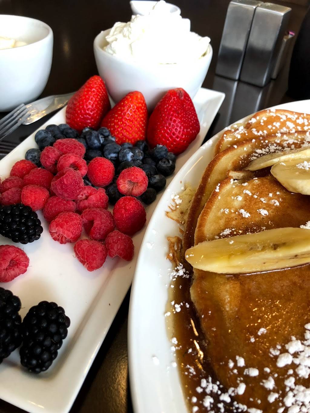 Blakes Bistro | restaurant | 5222 Seawall Blvd, Galveston, TX 77551, USA | 4097441500 OR +1 409-744-1500