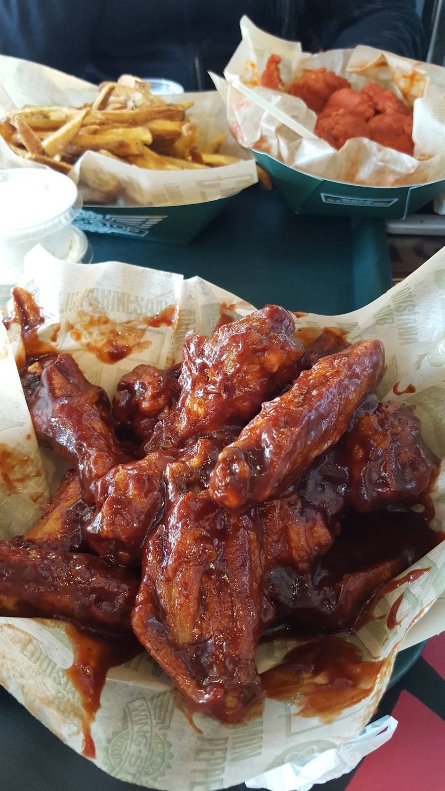 Wingstop | restaurant | 2719 McKee Rd, San Jose, CA 95133, USA | 4082589464 OR +1 408-258-9464