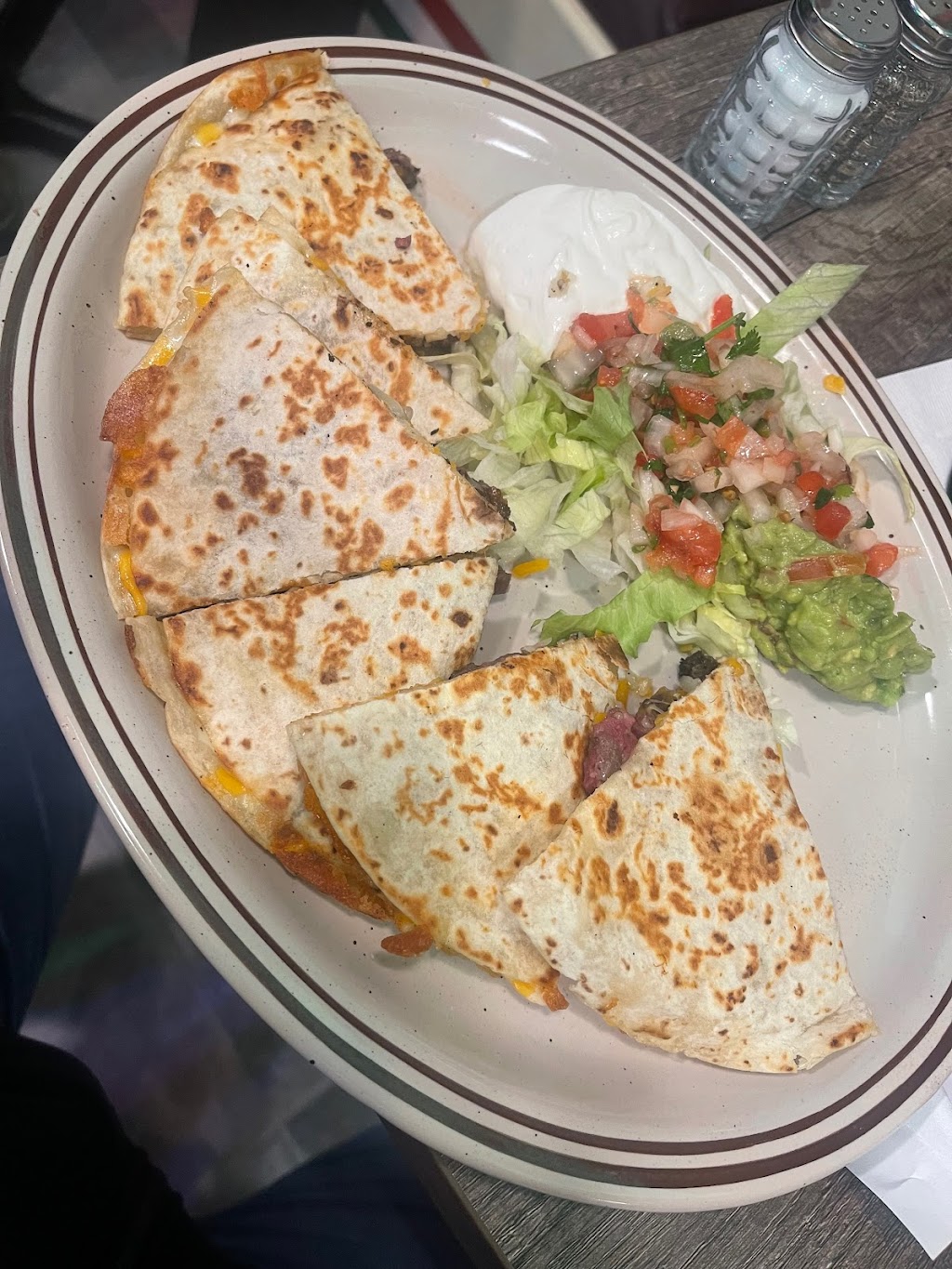 Los Caballeros | restaurant | 308 Pennsylvania Ave. SE, Washington, DC 20003, USA | 2029097383 OR +1 202-909-7383