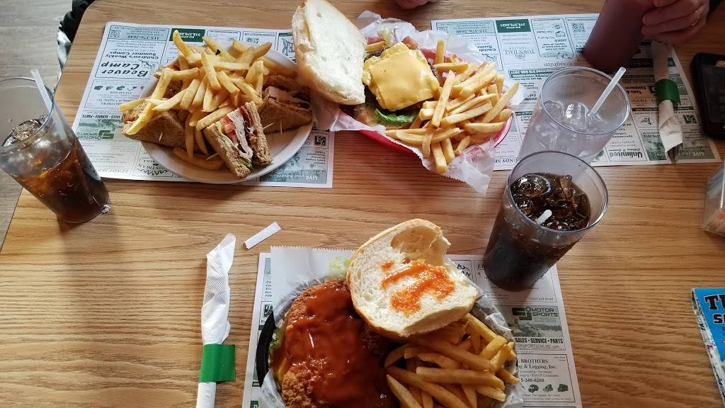 Tuggers Grill Bar & Campground | restaurant | 544 NY-177, Copenhagen, NY 13626, USA | 3156882627 OR +1 315-688-2627