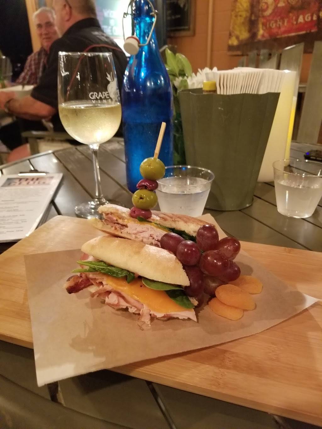 THE CLUB at Barons CreekSide | restaurant | 316 Goehmann Ln, Fredericksburg, TX 78624, USA | 8309923421 OR +1 830-992-3421