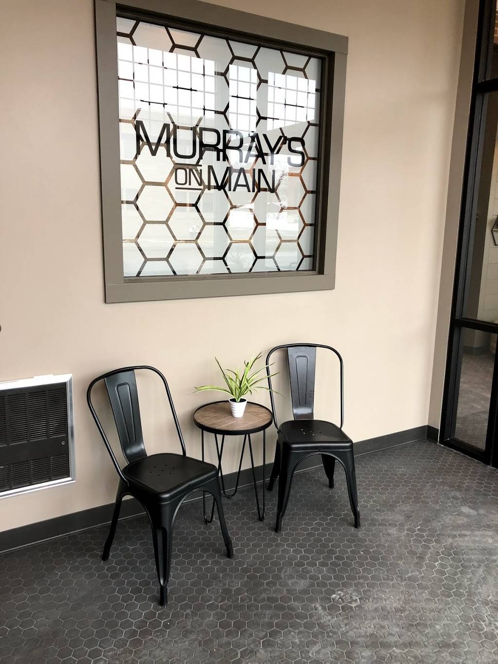 Murrays on Main | restaurant | 810 Superior Ave, Tomah, WI 54660, USA | 6083777100 OR +1 608-377-7100