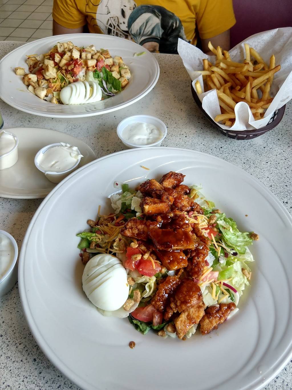 Hot Stuff Foods | restaurant | W890 Co Rd H, Edgar, WI 54426, USA | 7153522414 OR +1 715-352-2414