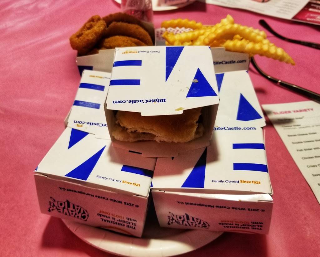White Castle | restaurant | 401 E Lincoln Hwy, New Lenox, IL 60451, USA | 8154638014 OR +1 815-463-8014