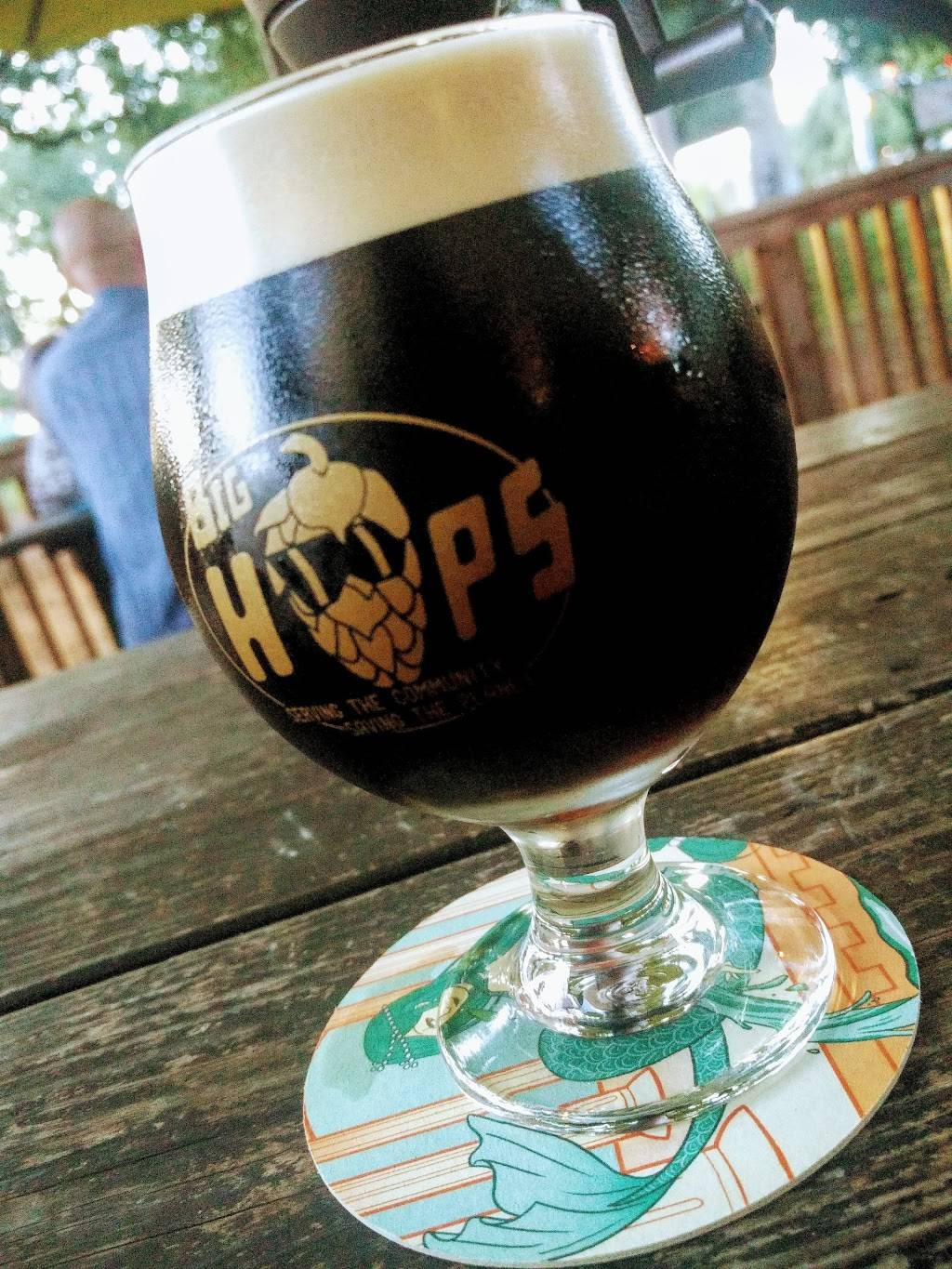 Big Hops | restaurant | 11224 Huebner Rd #204, San Antonio, TX 78230, USA | 2108779663 OR +1 210-877-9663