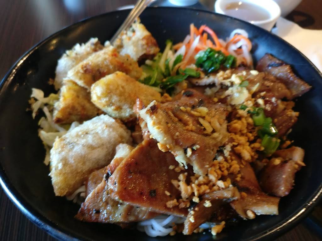 Pho Element | restaurant | 2216 S El Camino Real, San Mateo, CA 94403, USA | 6502121166 OR +1 650-212-1166