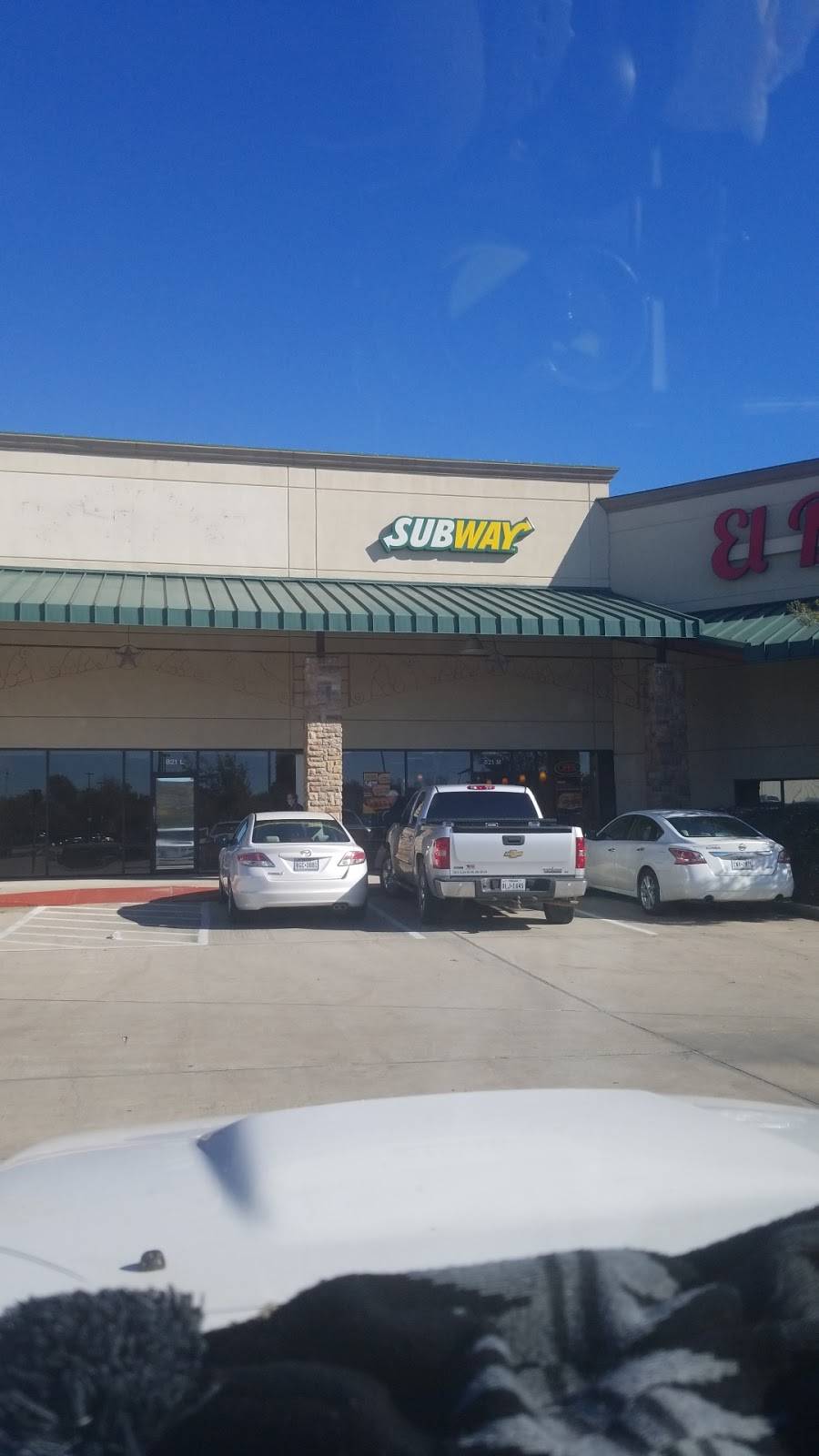 Subway | restaurant | 821 Eva St Suite M, Montgomery, TX 77356, USA | 9365978364 OR +1 936-597-8364