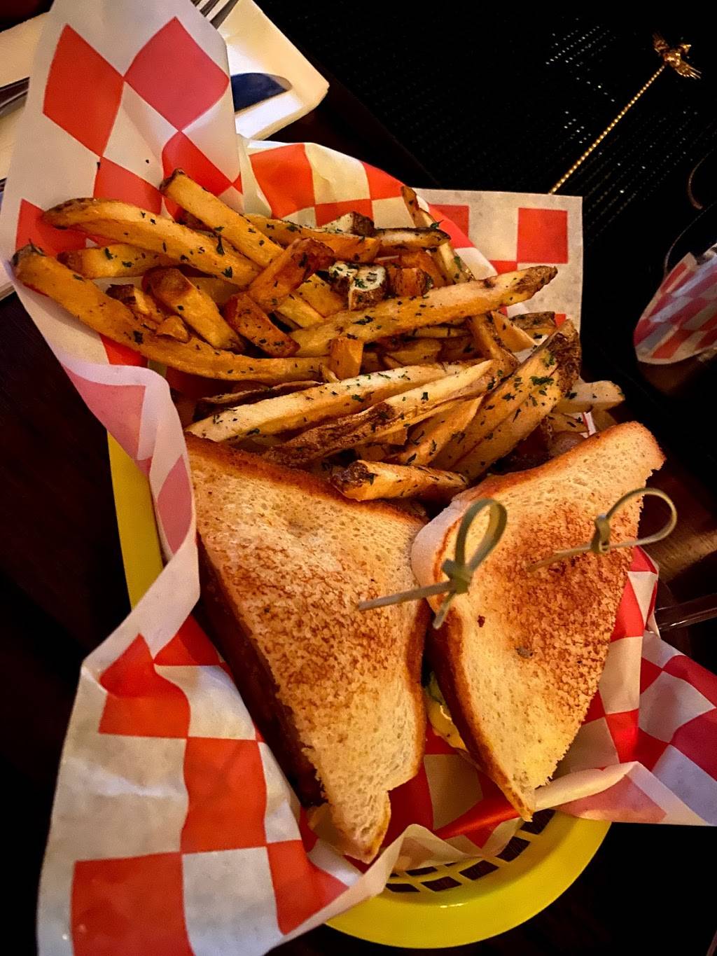 Uncle Fred’s | restaurant | 202 Ralph Ave, Brooklyn, NY 11233, USA | 7184841864 OR +1 718-484-1864