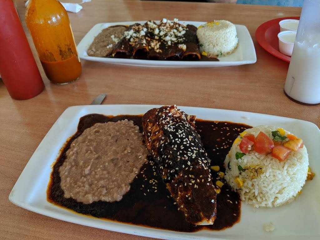 LA GUELAGUETZA MEXICAN RESTAURANT LLC | restaurant | 816 Old Coors Dr SW, Albuquerque, NM 87121, USA | 5059160095 OR +1 505-916-0095