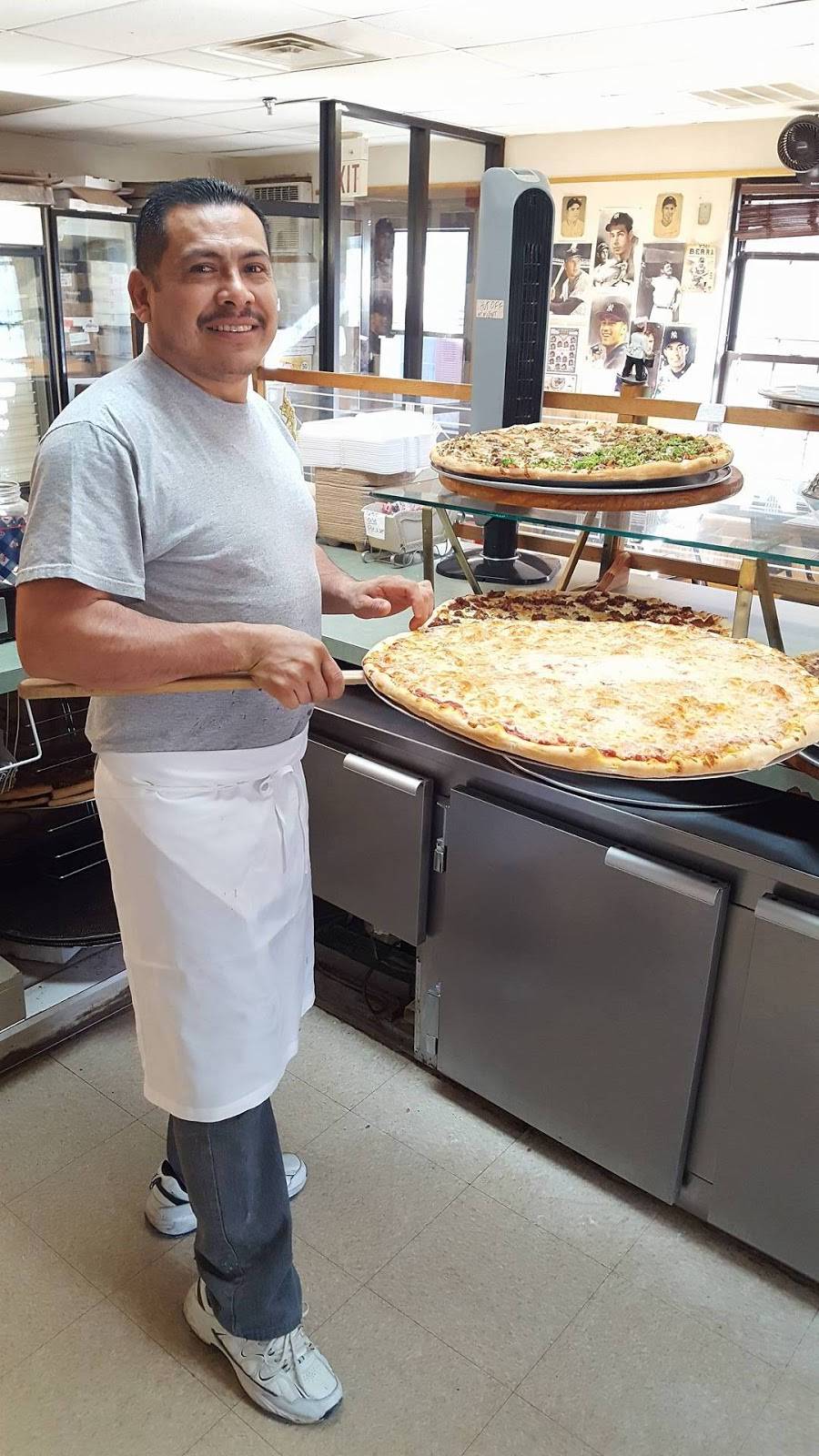 Cafe Amici | restaurant | 225 Demott Ln #1, Somerset, NJ 08873, USA | 7328286545 OR +1 732-828-6545