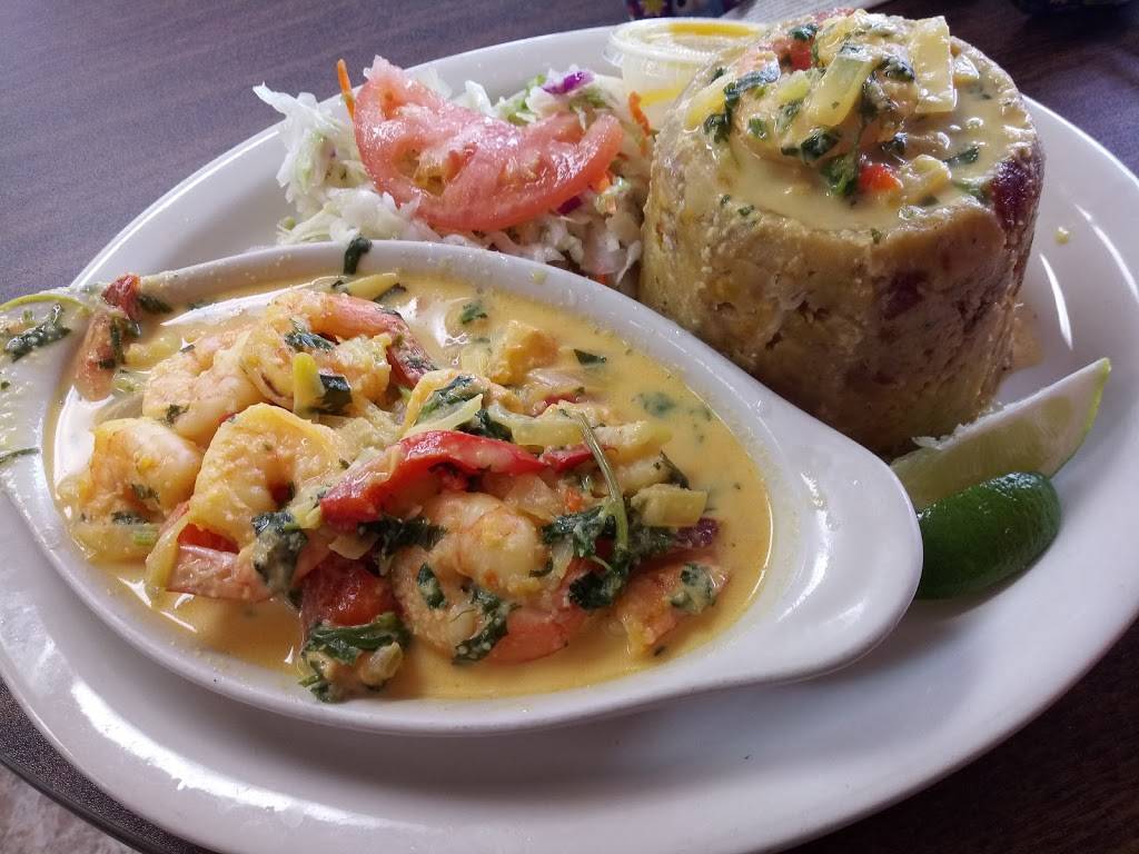 Panchis Latin Food | restaurant | 363 Rivet St, New Bedford, MA 02744, USA | 7742023925 OR +1 774-202-3925