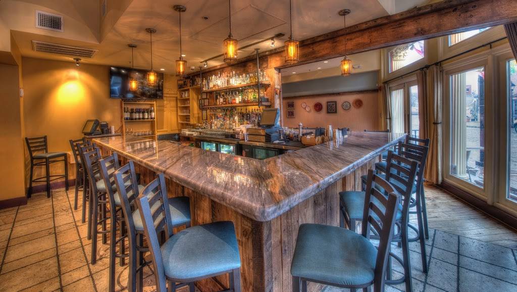 Points South Latin Kitchen | restaurant | 1640 Thames St, Baltimore, MD 21231, USA | 4435632018 OR +1 443-563-2018