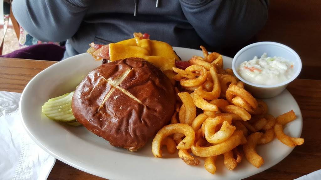 Clementines Too | restaurant | 1235 Broad St, St Joseph, MI 49085, USA | 2699830990 OR +1 269-983-0990