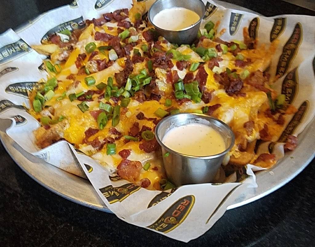 Uptown Alley | restaurant | 6101 Brad McNeer Pkwy, Midlothian, VA 23112, USA | 8047441077 OR +1 804-744-1077