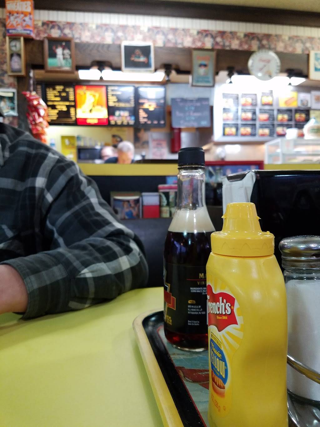 Willow | restaurant | 1011 N Main St, Celina, OH 45822, USA | 4195864180 OR +1 419-586-4180