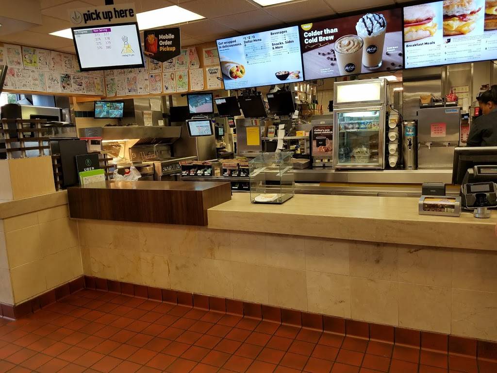 McDonalds | cafe | 5765 Broadway, Bronx, NY 10463, USA | 7187964447 OR +1 718-796-4447