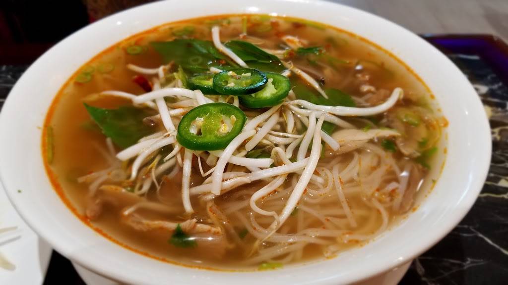 Pho-Nomenal | restaurant | 20447 Exchange St, Ashburn, VA 20147, USA | 5712939519 OR +1 571-293-9519