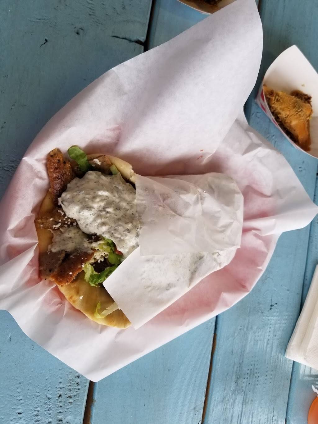 Giant Gyros | restaurant | 18 SE 82nd Ave, Portland, OR 97216, USA | 5032525932 OR +1 503-252-5932