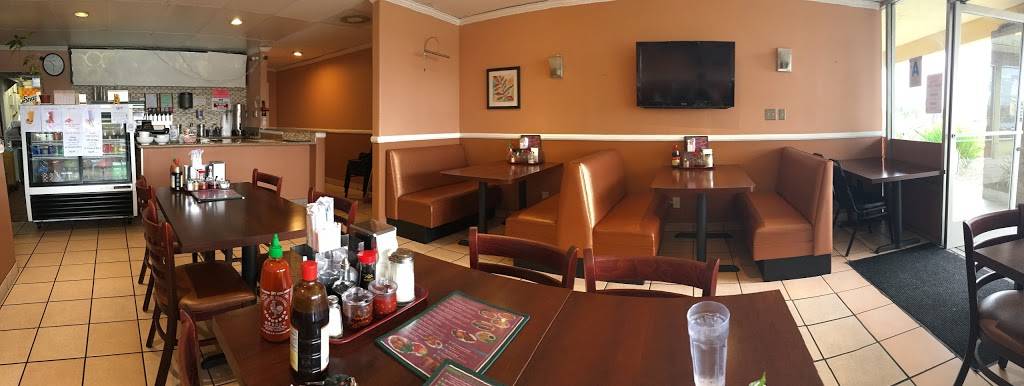 House Of Pho | restaurant | 3120 E Plaza Blvd, National City, CA 91950, USA | 6194703988 OR +1 619-470-3988